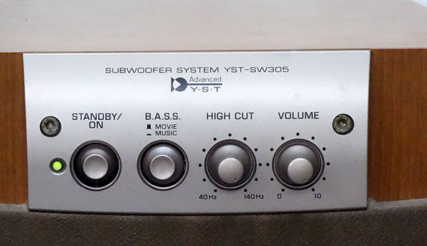 YAMAHA-sw305-vo.jpg