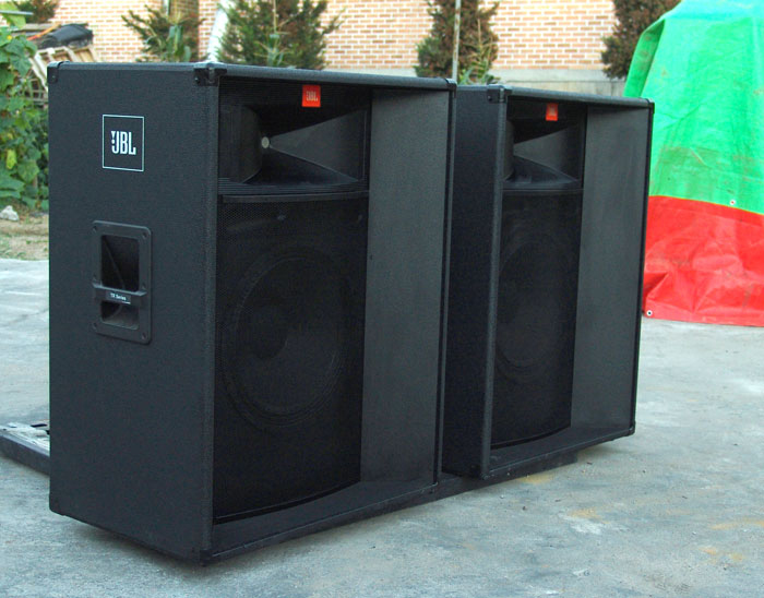 jbl-tr126-s.jpg