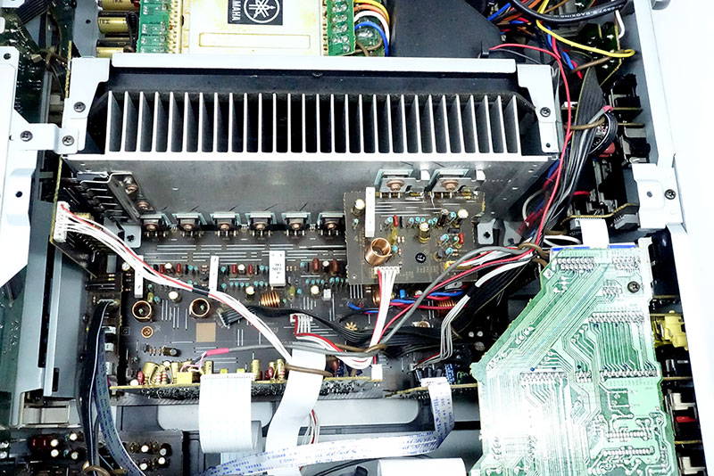 rx-v1200-in-cl-0.jpg