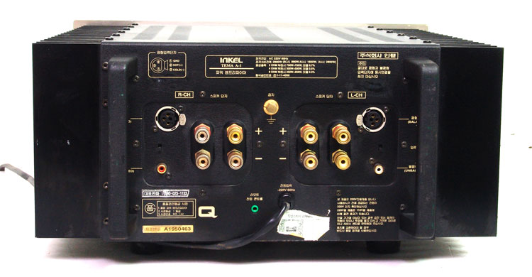 thema-amp-b.jpg