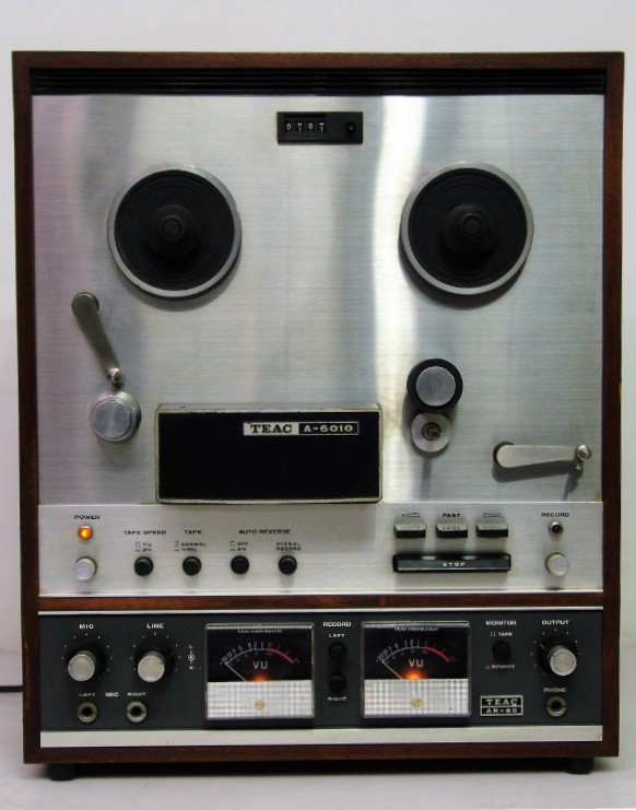 teac a-6010 (1).JPG