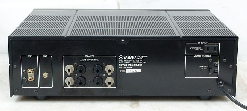 yamaha-m50-b.jpg