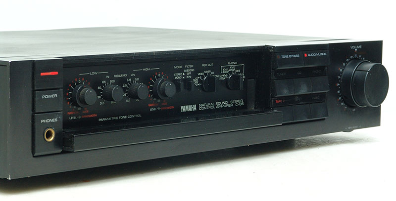 YAMAHA-c85-op-s-cl.jpg