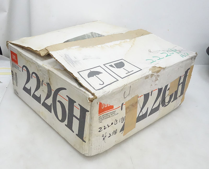 jbl-2235h-box-0.jpg