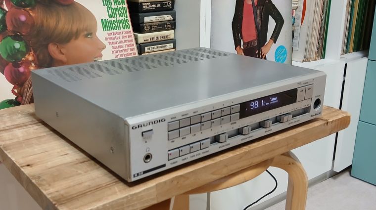 Grundig R30_03.jpg