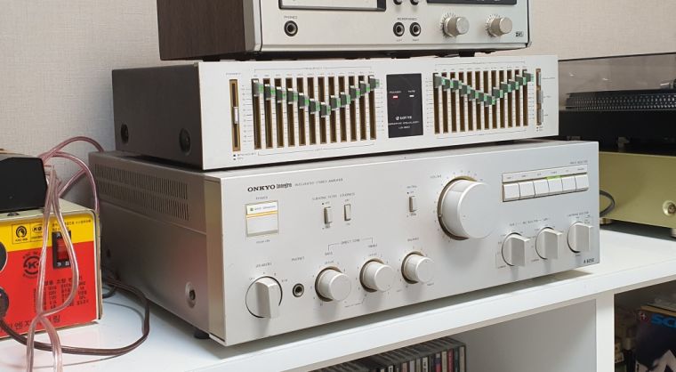 Onkyo 8250_03.jpg